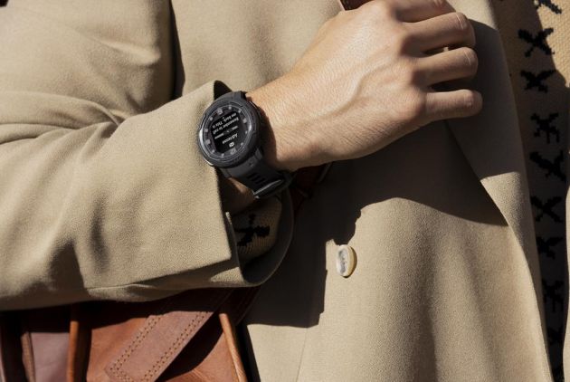 Novi robusni Instinct Crossover tvrtke Garmin potpuno je analogan, pametan i pun avanture