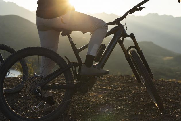 Novi Specialized Kenevo SL2